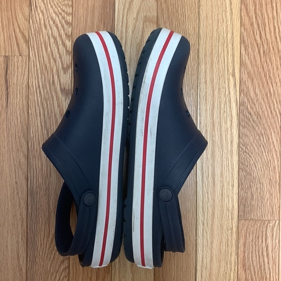 Navy with Cream and‎ Red Stripe Croc Mules - Picture 3 of 5